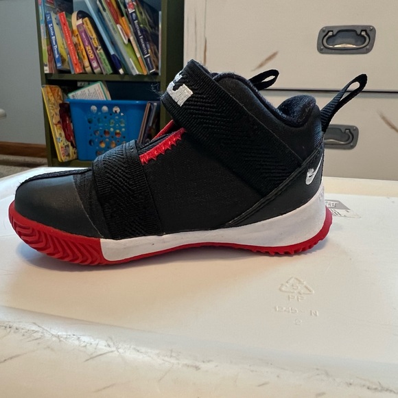 Lebron Soldiers, 5c - Picture 7 of 7